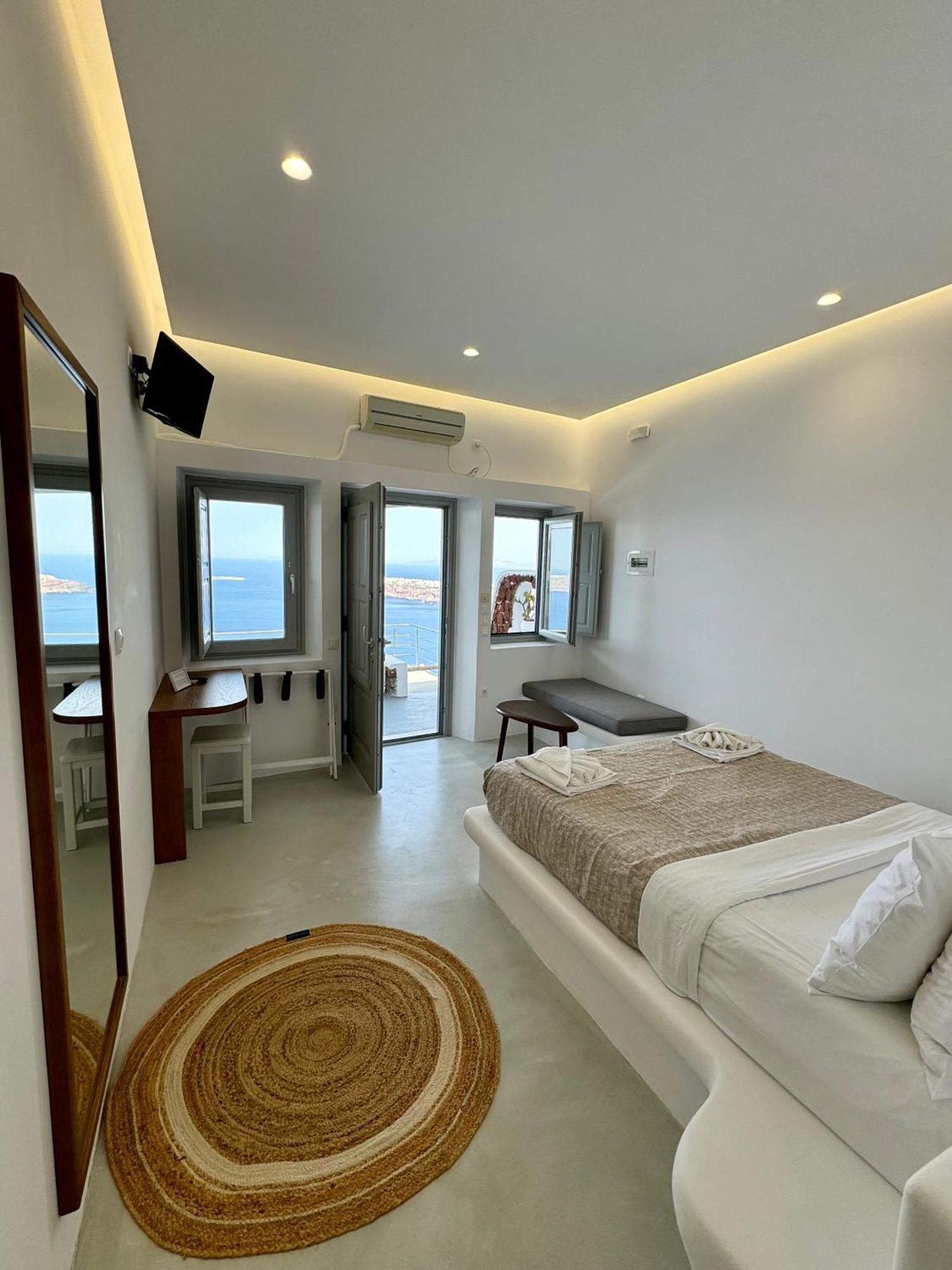 Hotel Ilioperato Imerovigli (Santorini)