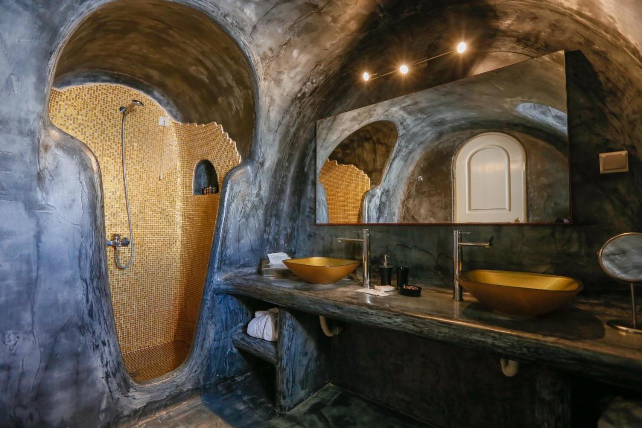 Ilioperato Hotel 4*
